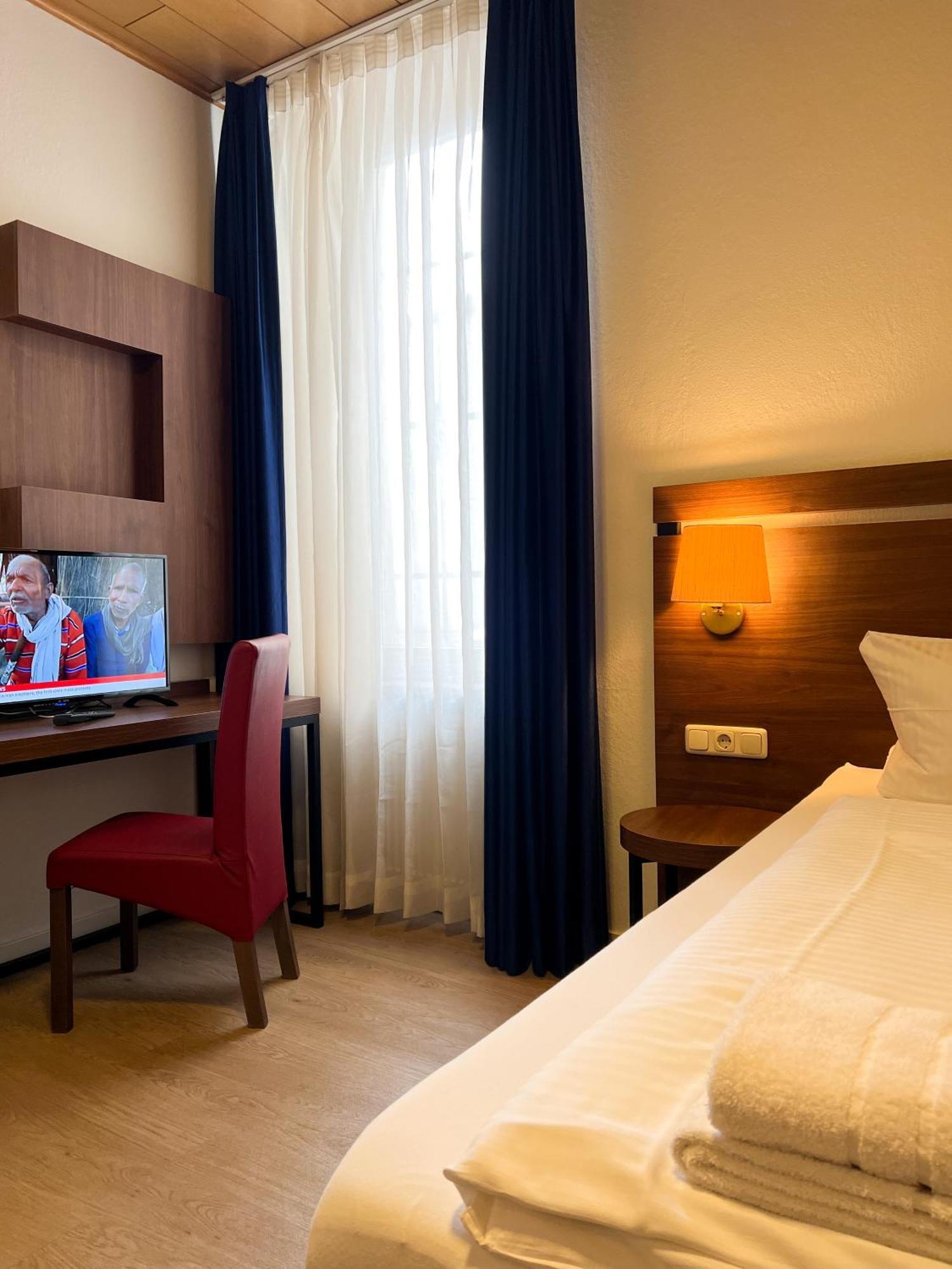 Hotel Fraenkischer Hof Kitzingen Εξωτερικό φωτογραφία