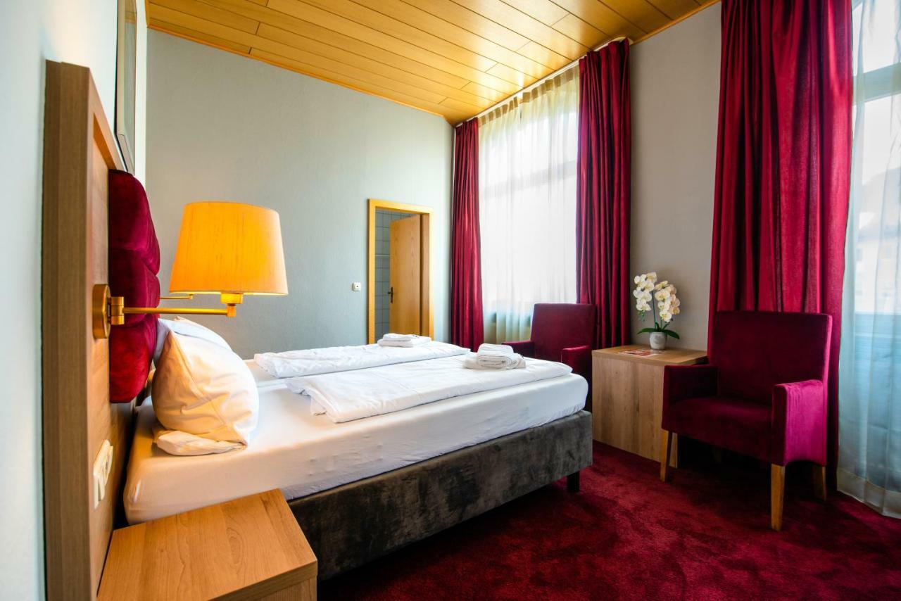 Hotel Fraenkischer Hof Kitzingen Εξωτερικό φωτογραφία